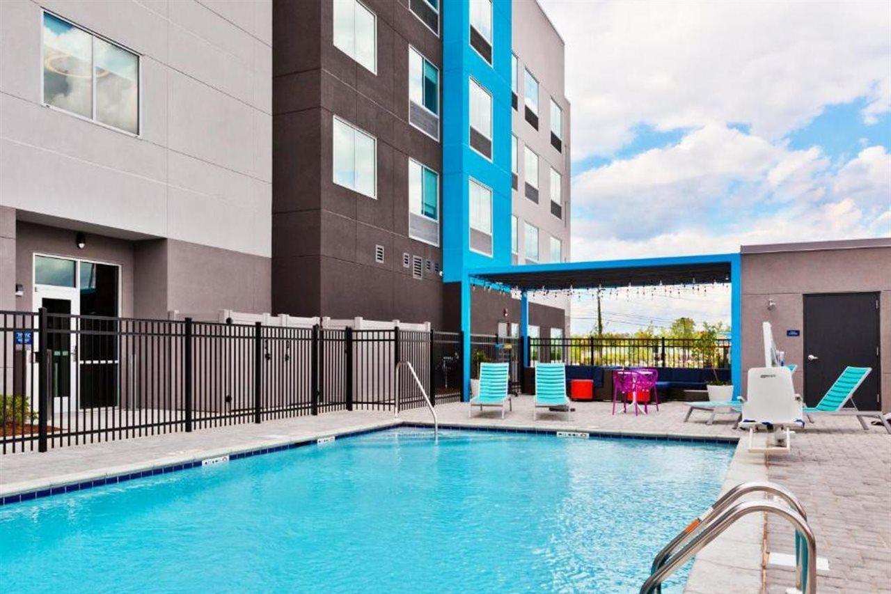 Tru By Hilton Auburn, In Hotel Exterior photo